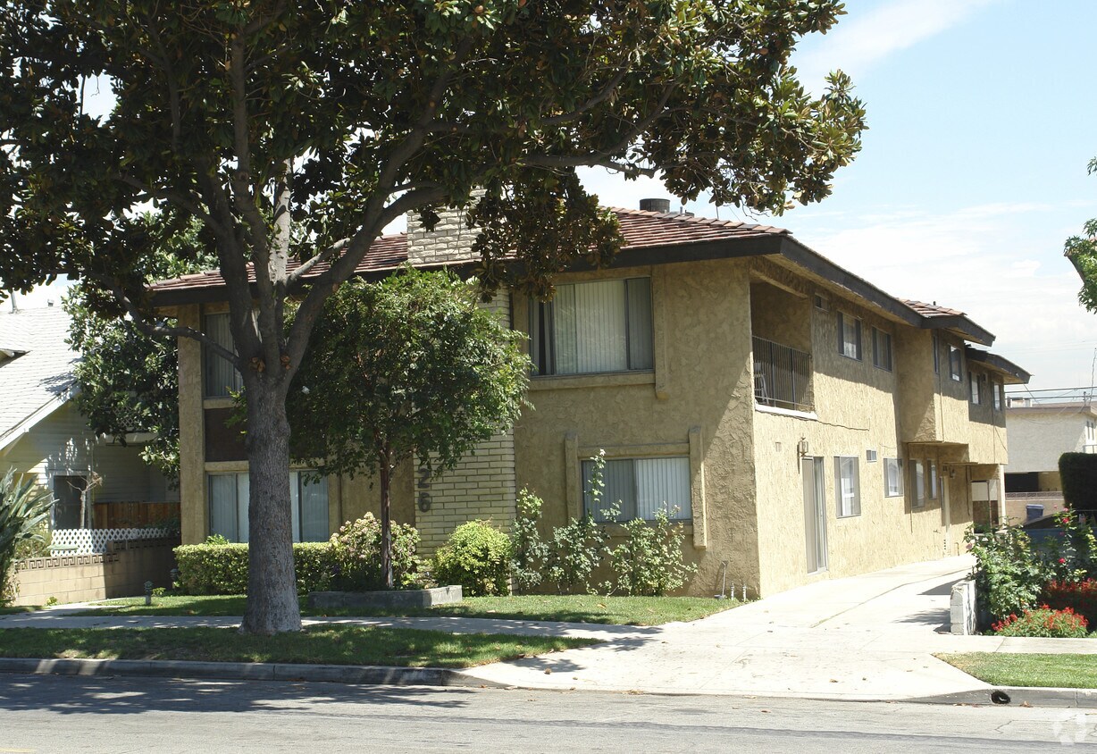Primary Photo - 26 N Granada Ave