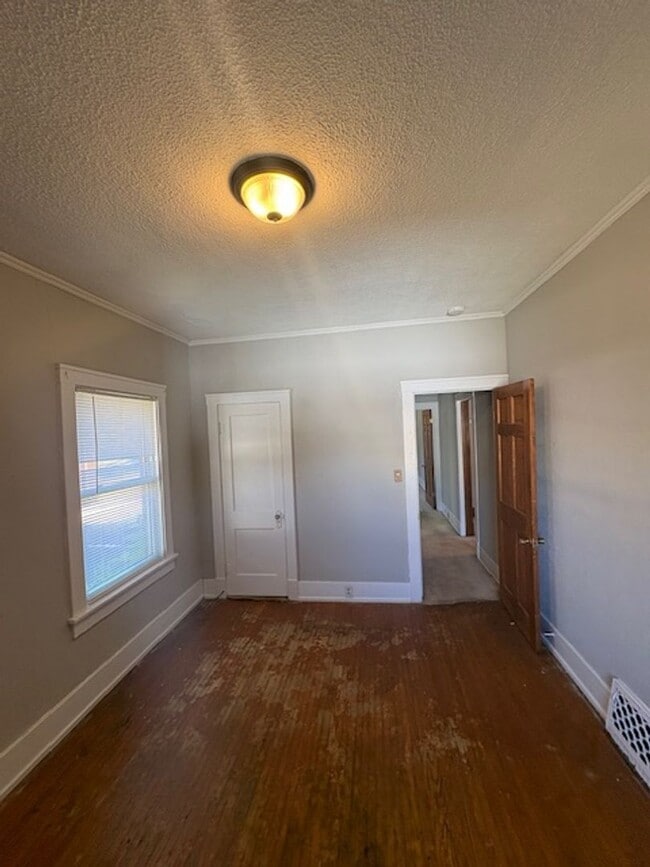 Foto del edificio - 2 Bedroom  1 Bathroom single family home in Peoria, IL