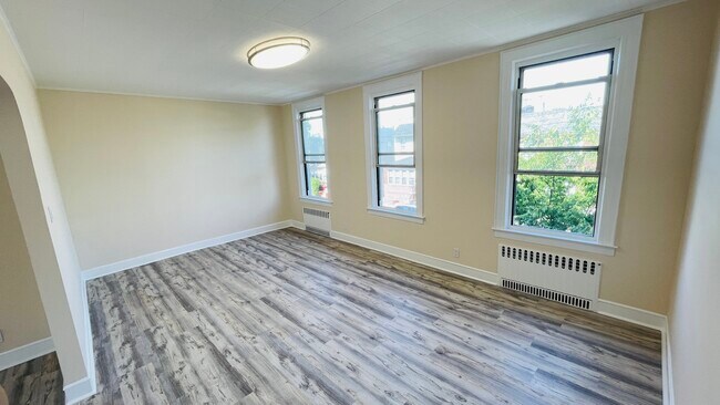 Building Photo - 7134 69th St