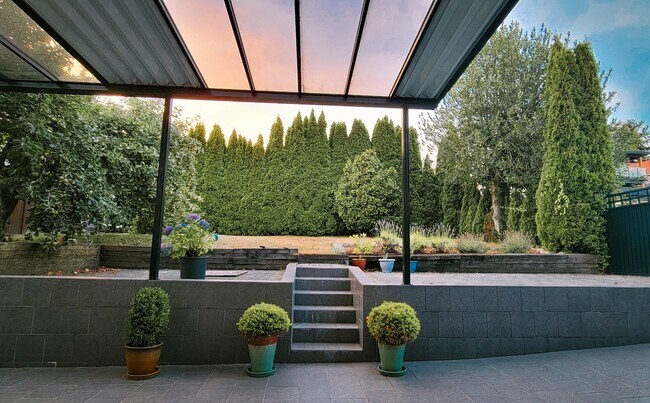 Photo du bâtiment - 1701 Nanaimo St