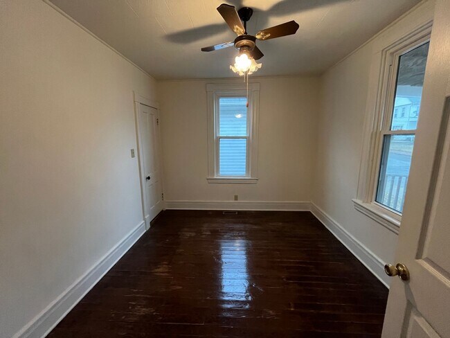 Foto del edificio - Large one bedroom house