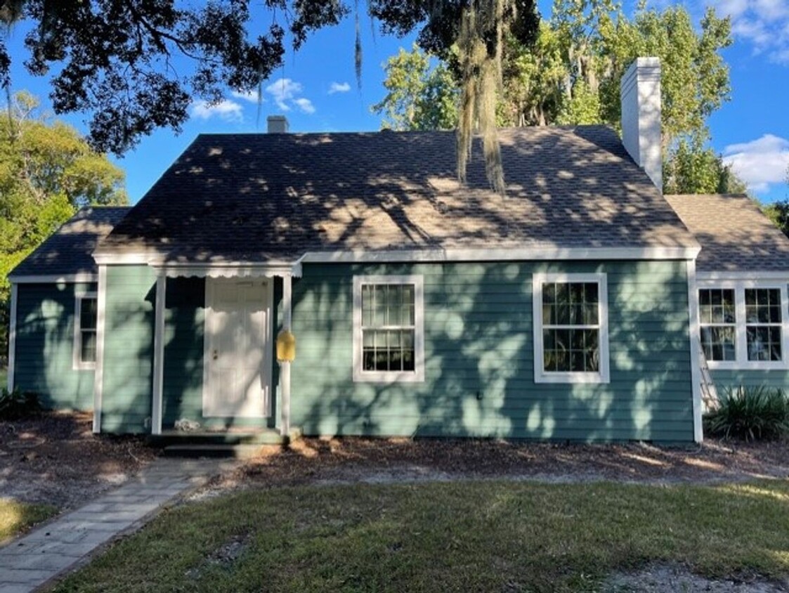 Primary Photo - Downtown Mount Dora