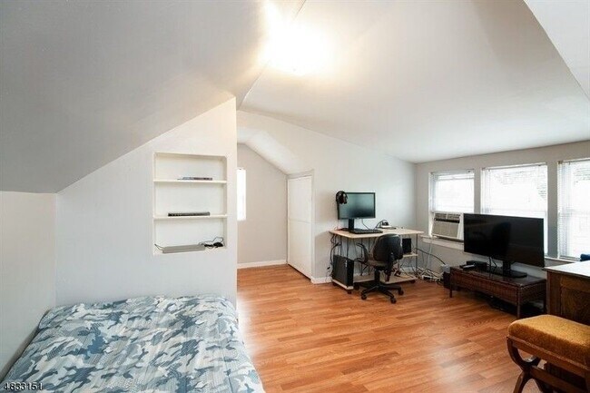 Foto del edificio - 796 Prospect St