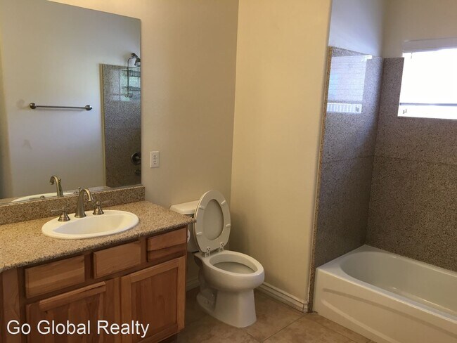 Building Photo - 4 br, 3.5 bath House - 6749 Quapaw St (LH)