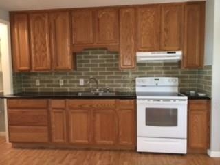 Building Photo - 1214 Barton Hills Dr
