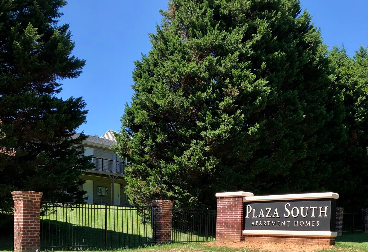 Plaza South Apartments Apartments 3501 Plaza Ridge Cir WinstonSalem