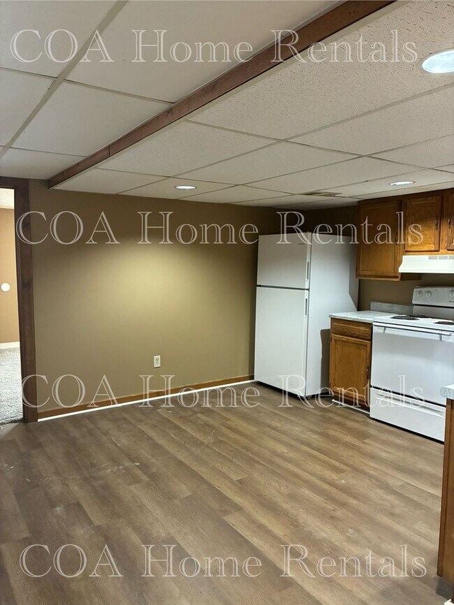 Foto del edificio - Spring Ave