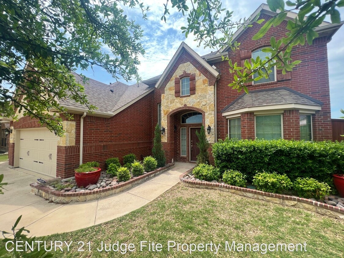 Primary Photo - 5 br, 3.5 bath House - 11937 Cisco Court