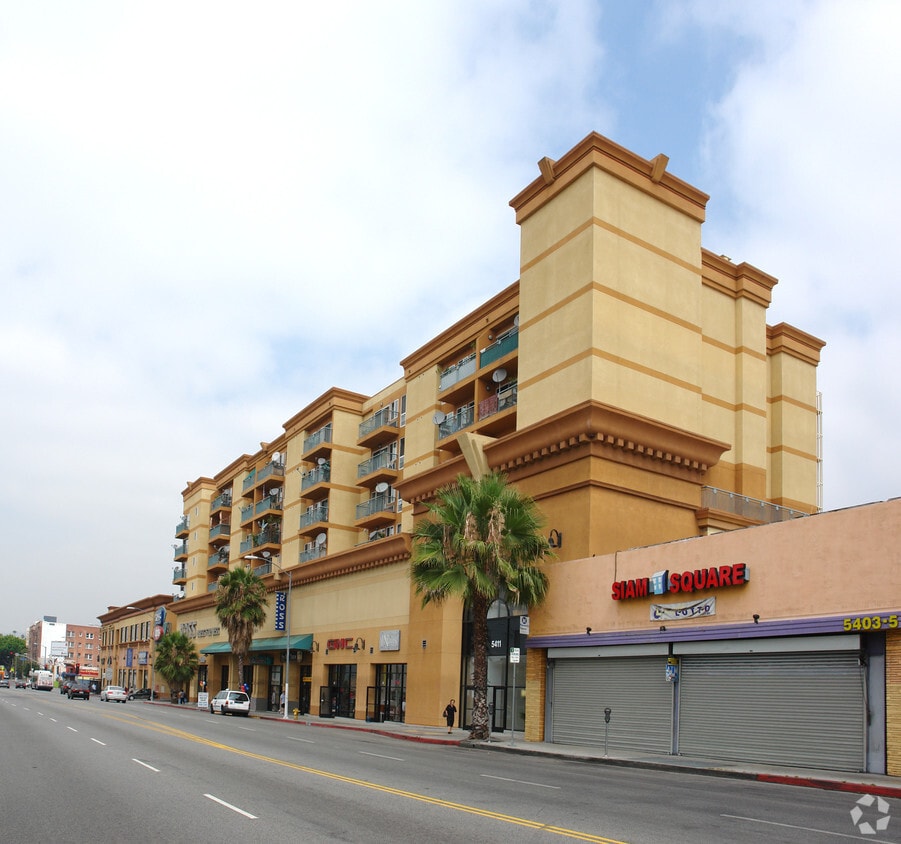 Primary Photo - Hollyview