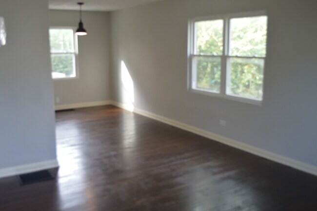 Foto del edificio - 3373 Kimberly Ave