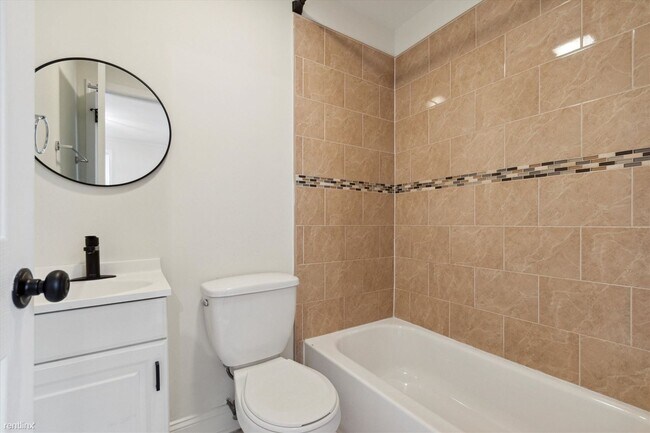 Building Photo - 4 br, 4 bath House - 2246 N SYDENHAM ST