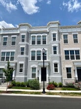 Building Photo - 967 Holden Rd