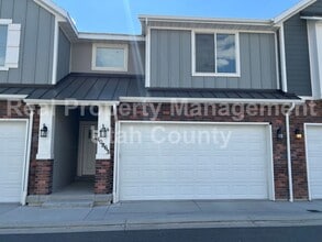 Building Photo - 10863 N Sandstone Way