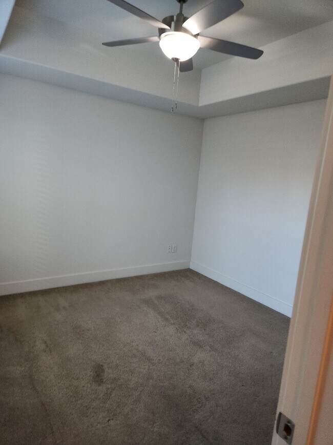 Foto del edificio - 1333 W 22nd St