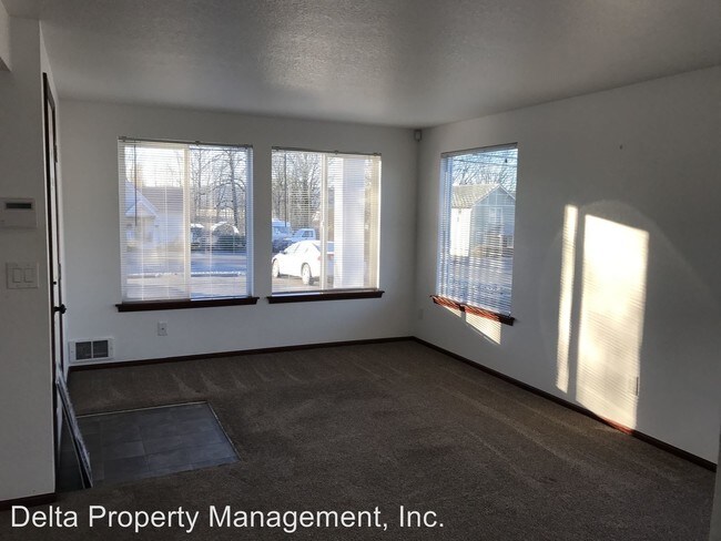 Building Photo - 1414 2nd St