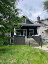 Building Photo - 2052 Midland Ave