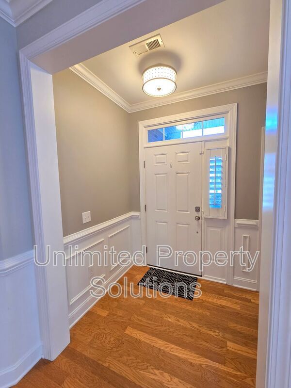 Foto del edificio - 4838 Whitner Dr
