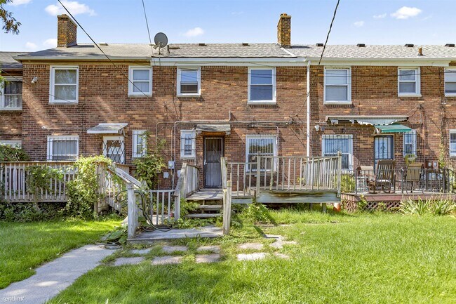 Building Photo - 2 br, 1 bath House - 450 Marquette Dr