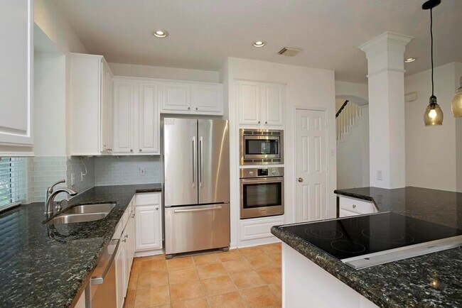 Foto del edificio - 6902 Afton Woods Dr