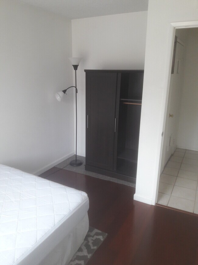 Foto del edificio - 2339 Lillyvale Ave