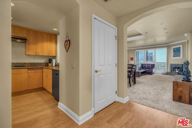 Foto del edificio - 11847 Gorham Ave