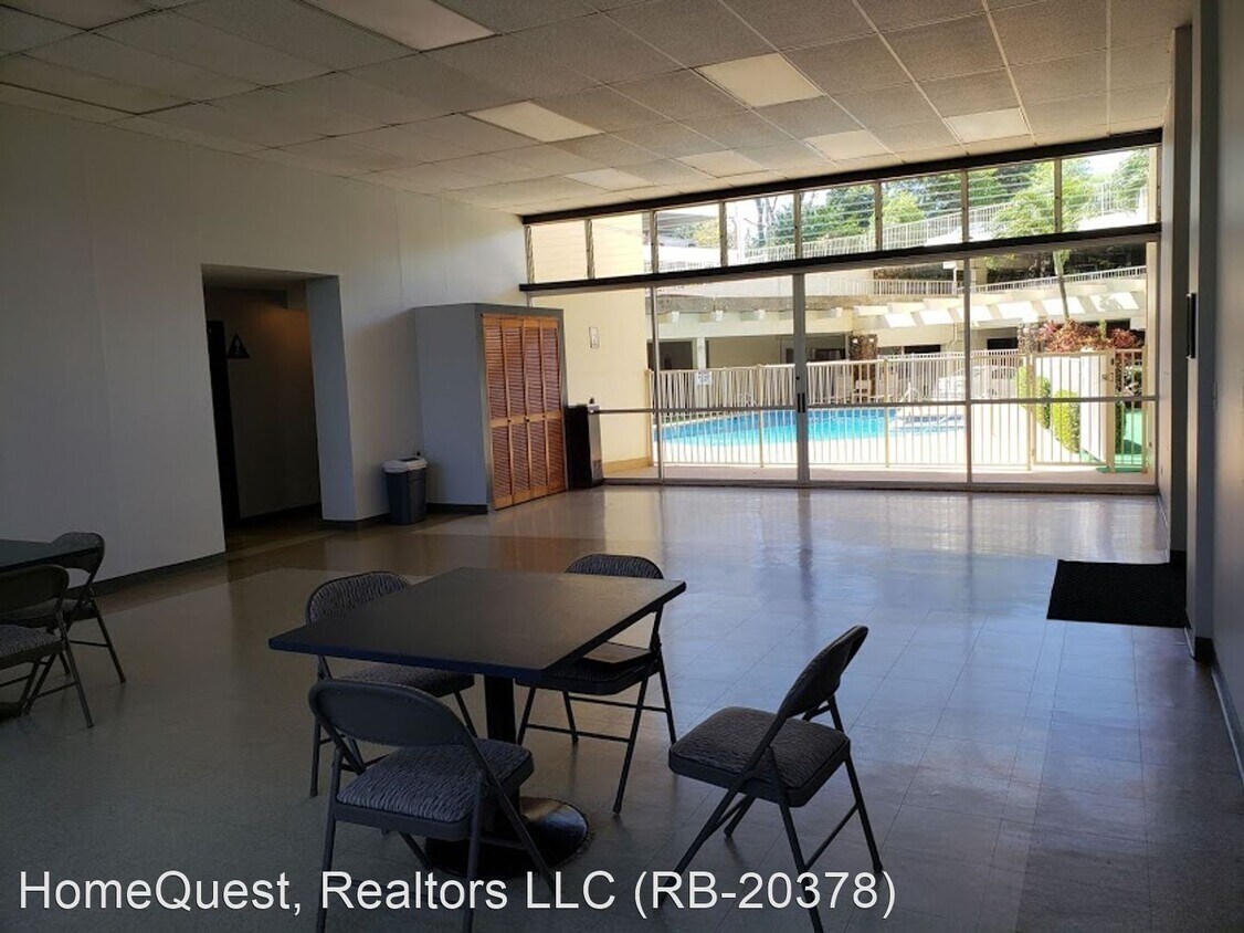 1 br, 1 bath House 98450 Koauka Loop 1... House for Rent in Aiea