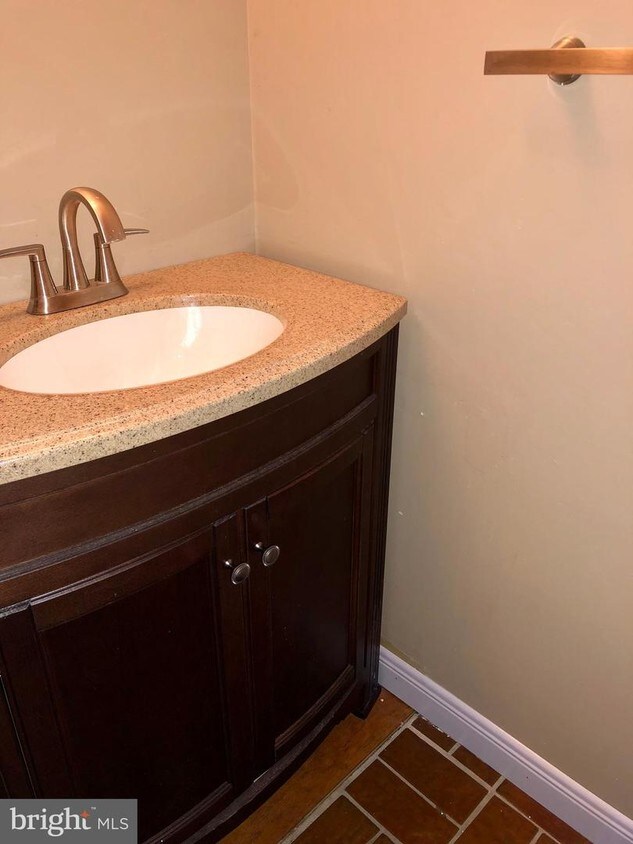 Primary Photo - 306 Worthington Dr