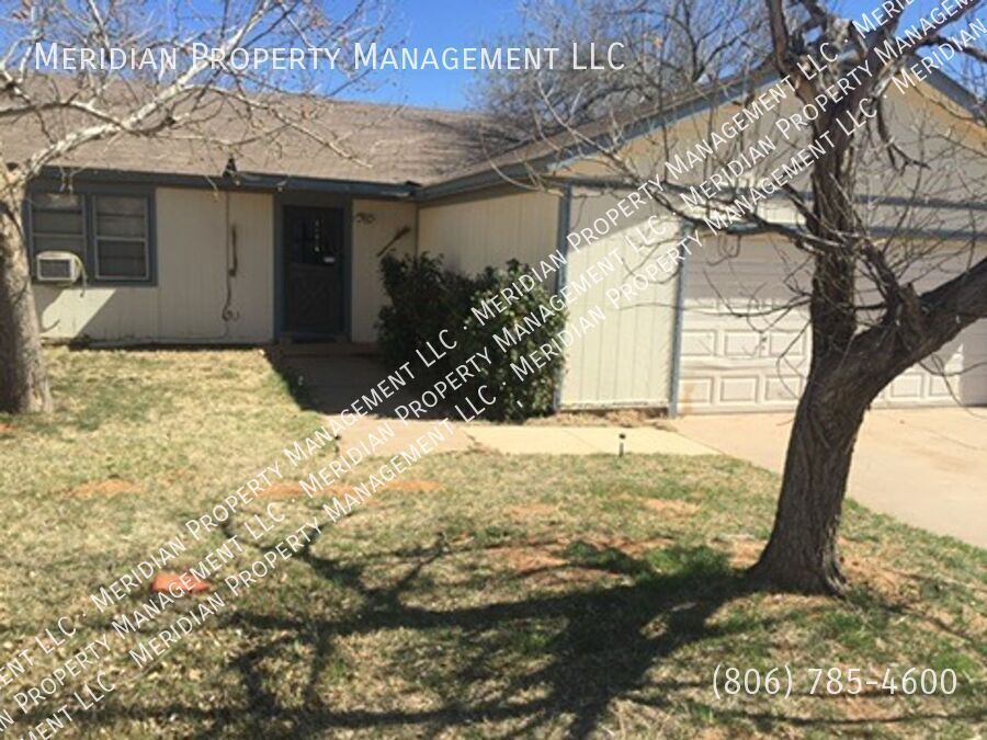 Primary Photo - 9707 Detroit Ave