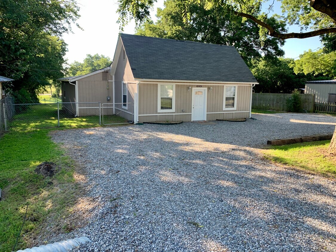Primary Photo - 112 North St