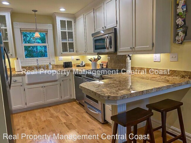 Foto del edificio - 1 br, 1 bath House - 975 Buchon Street