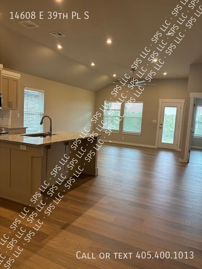 Foto del edificio - 14608 E 39th Pl S