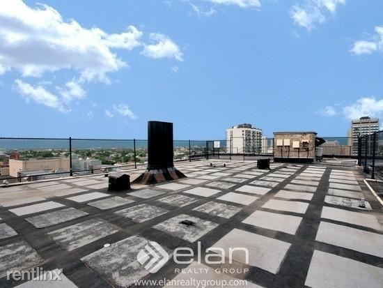 Building Photo - 444 W St James Pl