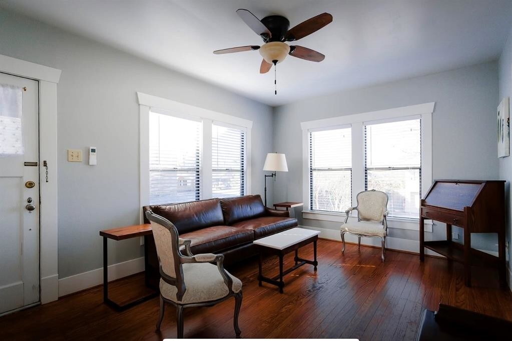 Foto principal - 4006 Julian St