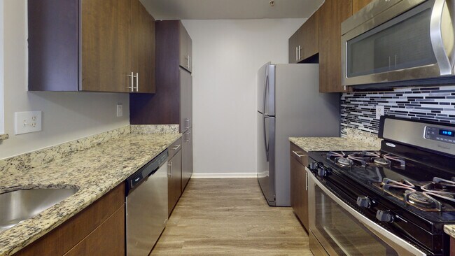 Interior Photo - 14 North