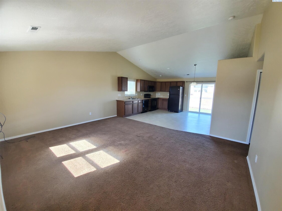 Primary Photo - 6302 Maryhill Ln