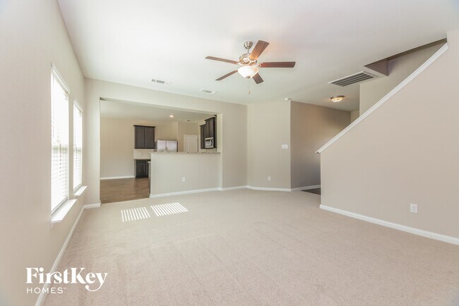 Building Photo - 1505 Kim Loan Dr
