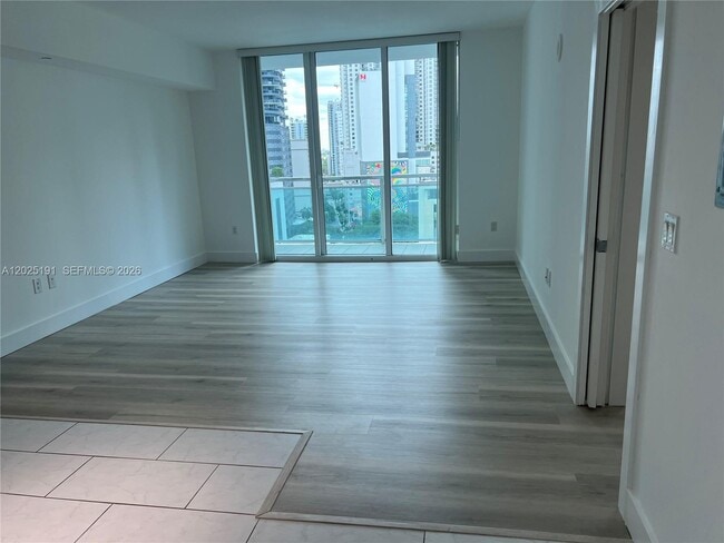 Building Photo - 951 Brickell Ave