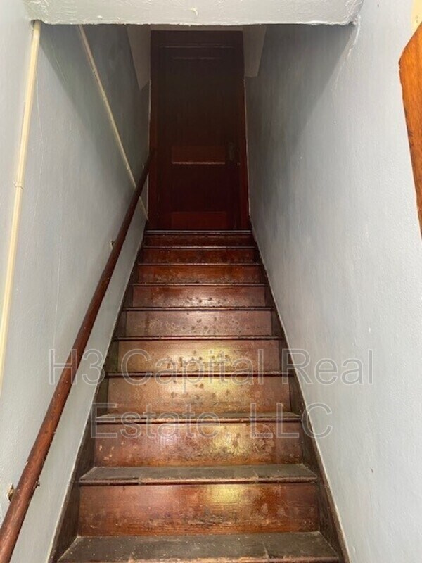 Photo - 2556 Edison Ave Apartment