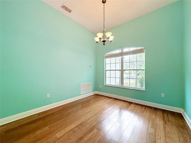 Building Photo - 2947 Majestic Isle Dr