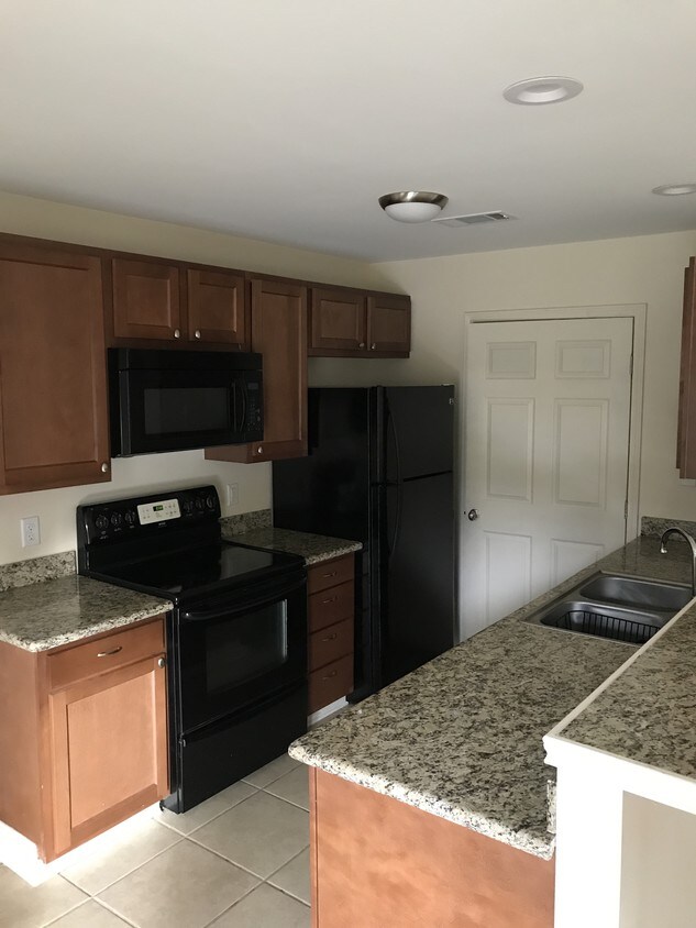 Primary Photo - 14018 Country Manor Ln