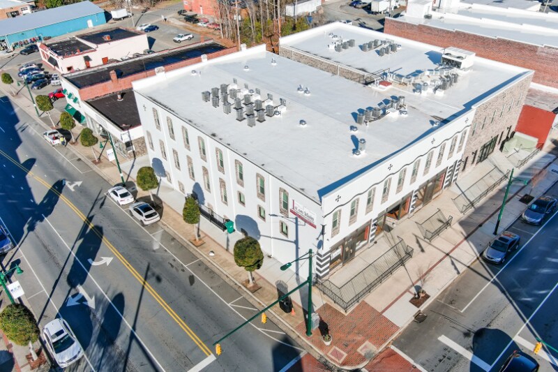 Primary Photo - 103 N 1st St