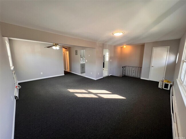 Building Photo - 112-22 169th St