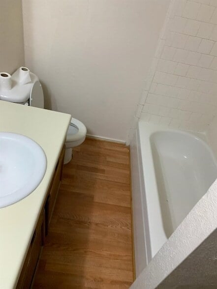 Photo - 5622 Gineridge Dr House