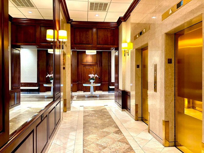 Foto del edificio - 9 Hawthorne Pl