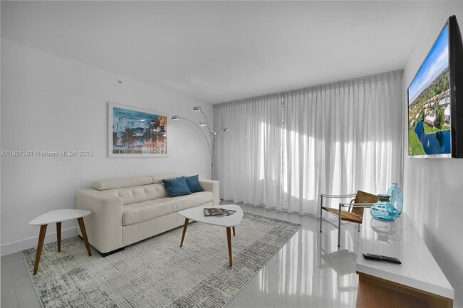 Foto del edificio - 1500 Bay Rd