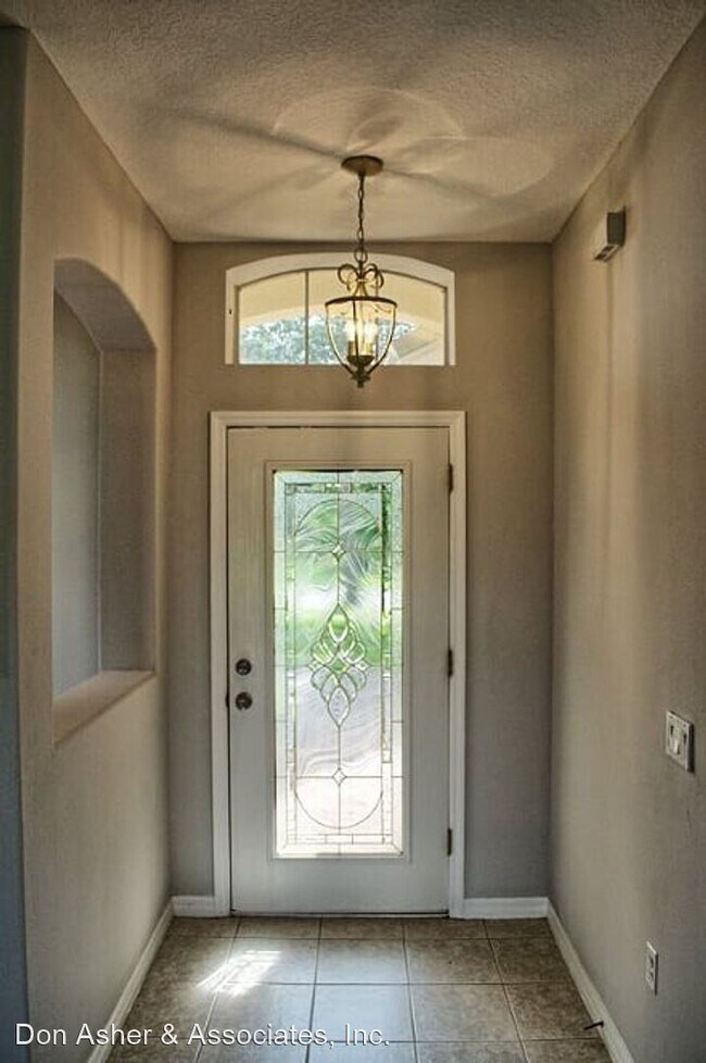 Building Photo - 3 br, 2 bath House - 4000 Bougainvillea Place