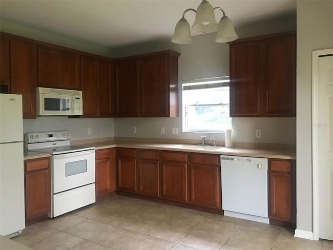 Photo - 420 Moss View Cir House