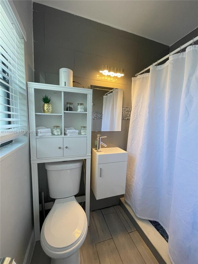 Building Photo - 820 S Federal Hwy