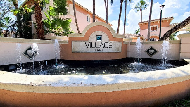 Entrance fountain - 2033 SE 10th Ave