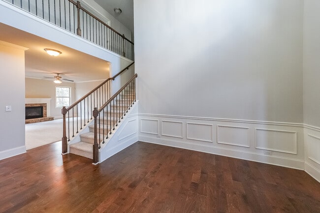 Building Photo - 408 After Glow Smt